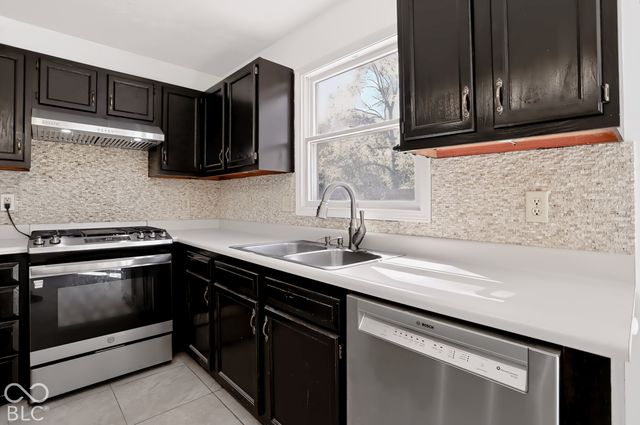 6802 E Pleasant Run Parkway North Drive, Indianapolis, IN 46219