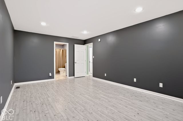 6802 E Pleasant Run Parkway North Drive, Indianapolis, IN 46219