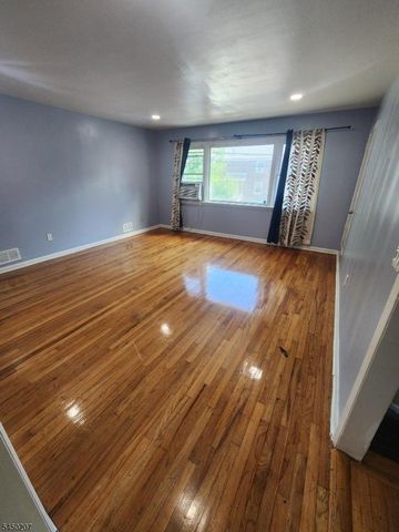 1371 Hamilton St, Elizabeth City, NJ 07208