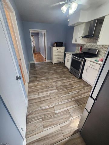 1371 Hamilton St, Elizabeth City, NJ 07208