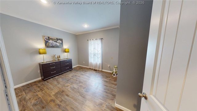 170 Mathews Mountain, Milton, WV 25541