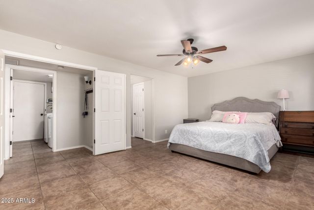 3302 E HIDDENVIEW Drive, Phoenix, AZ 85048