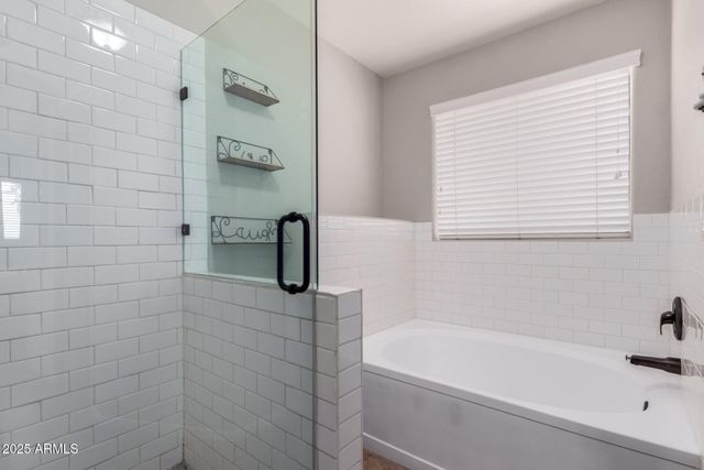 3302 E HIDDENVIEW Drive, Phoenix, AZ 85048