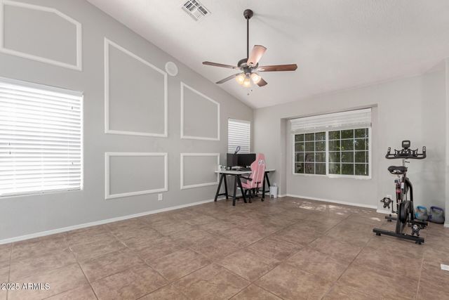 3302 E HIDDENVIEW Drive, Phoenix, AZ 85048