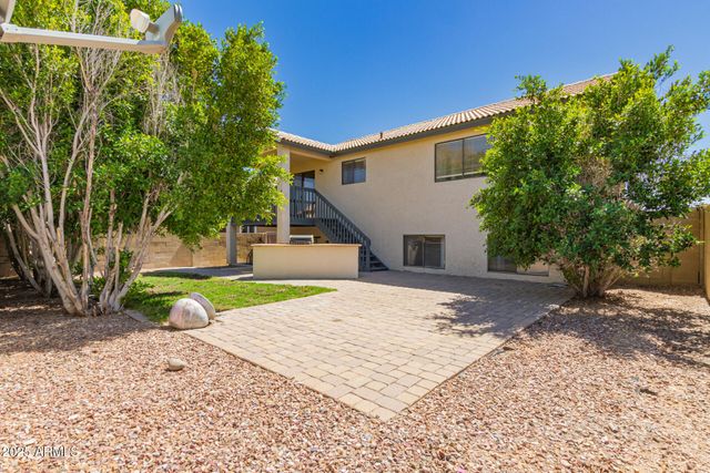 3302 E HIDDENVIEW Drive, Phoenix, AZ 85048