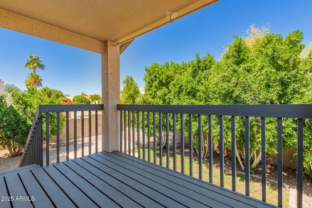 3302 E HIDDENVIEW Drive, Phoenix, AZ 85048