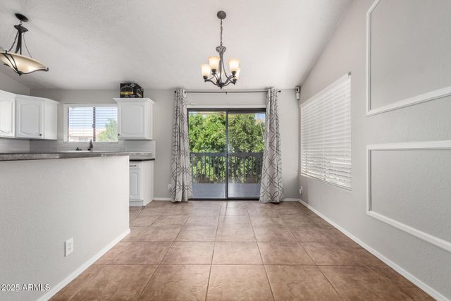 3302 E HIDDENVIEW Drive, Phoenix, AZ 85048