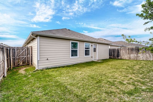 9245 Summerlee Street, Dallas, TX 75227