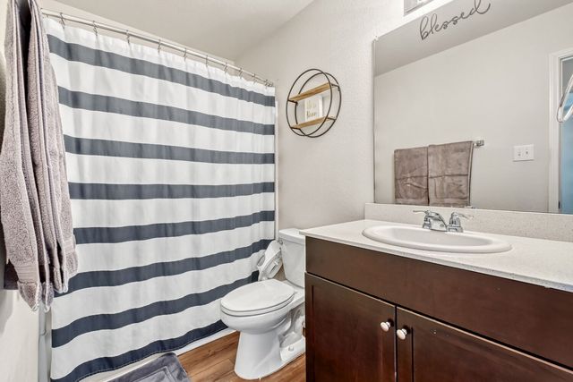 9245 Summerlee Street, Dallas, TX 75227