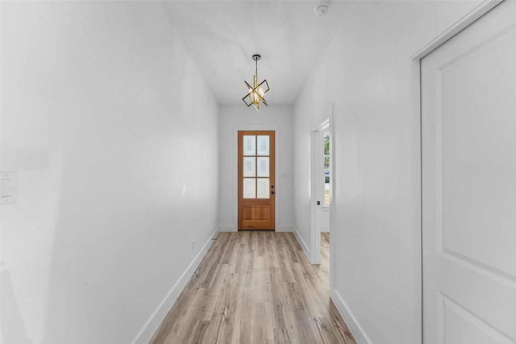 4918 Sunshine Drive, Fort Worth, TX 76105 — photo 5