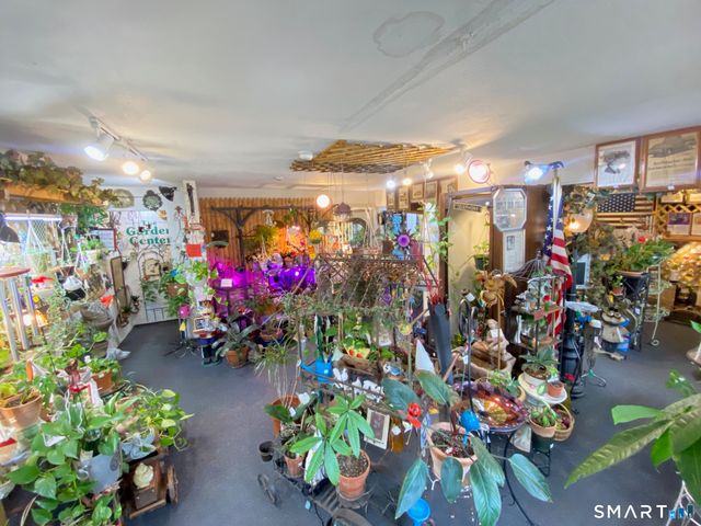 671 Rubber Avenue, Naugatuck, CT 06770