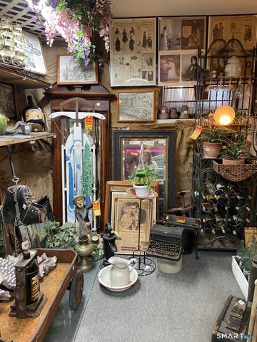 671 Rubber Avenue, Naugatuck, CT 06770