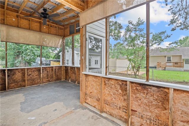 710 Sedgefield DR, Newport News, VA 23605