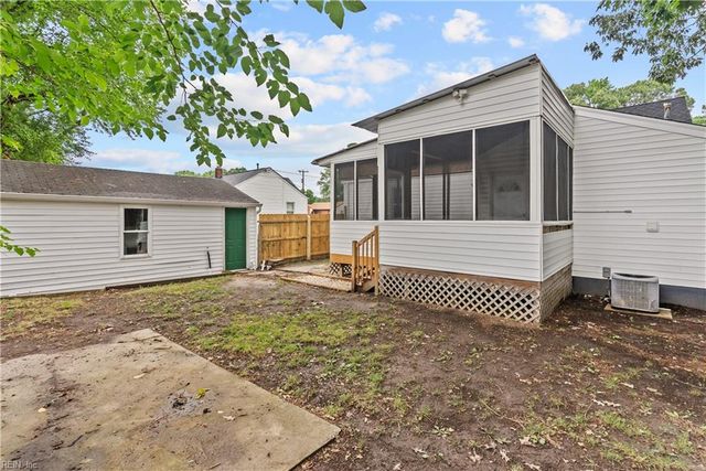 710 Sedgefield DR, Newport News, VA 23605