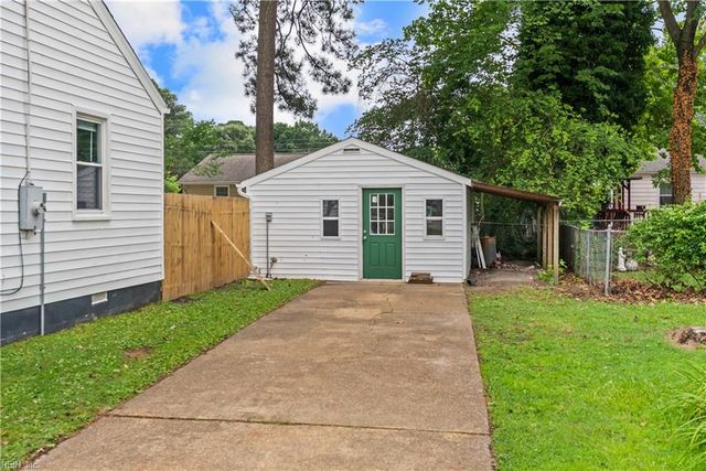 710 Sedgefield DR, Newport News, VA 23605