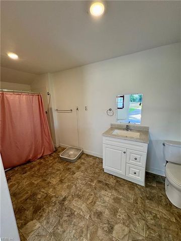 710 Sedgefield DR, Newport News, VA 23605