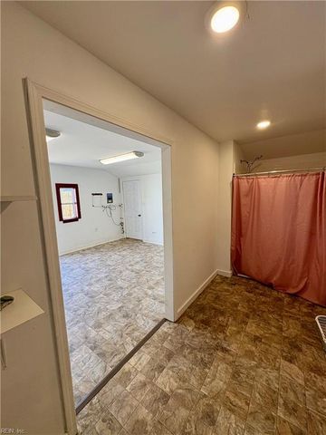 710 Sedgefield DR, Newport News, VA 23605