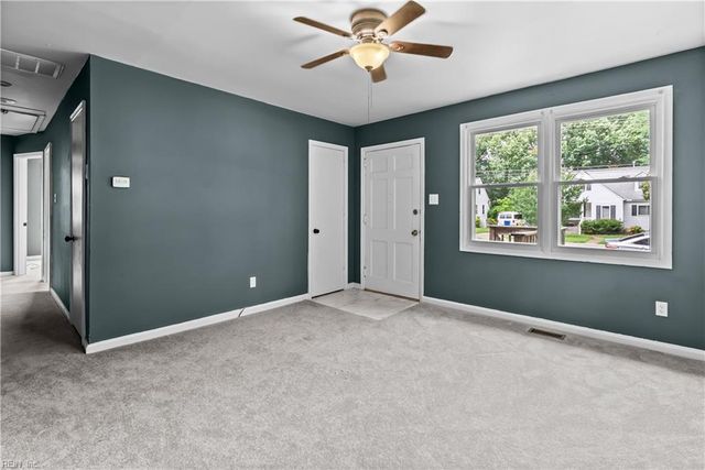 710 Sedgefield DR, Newport News, VA 23605