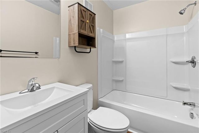 710 Sedgefield DR, Newport News, VA 23605