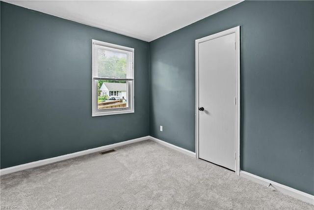 710 Sedgefield DR, Newport News, VA 23605