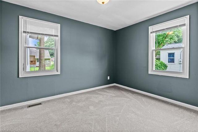 710 Sedgefield DR, Newport News, VA 23605