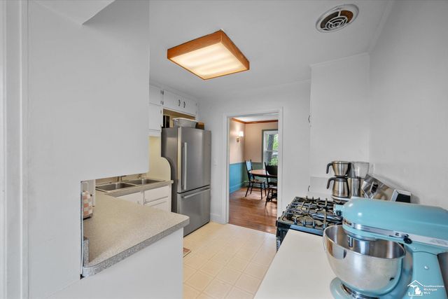 6656 Secor Road, Lambertville, MI 48144