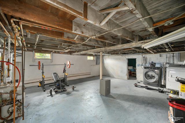 6656 Secor Road, Lambertville, MI 48144