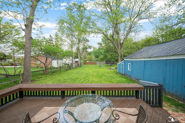 6656 Secor Road, Lambertville, MI 48144