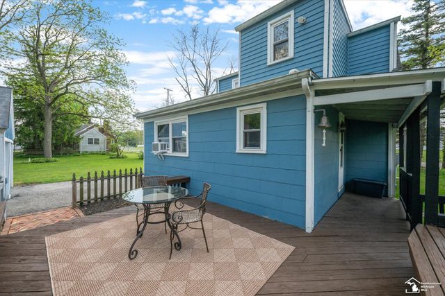 6656 Secor Road, Lambertville, MI 48144
