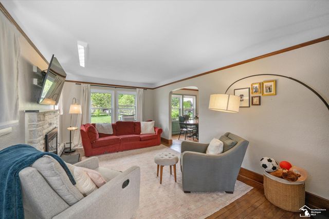 6656 Secor Road, Lambertville, MI 48144