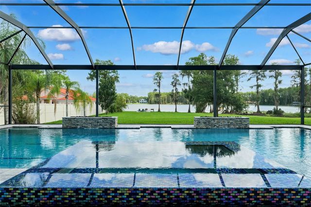 5167 LAKECASTLE DRIVE, Tampa, FL 33624