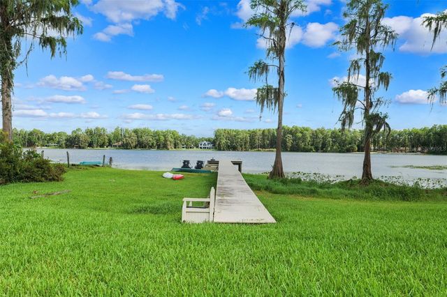 5167 LAKECASTLE DRIVE, Tampa, FL 33624