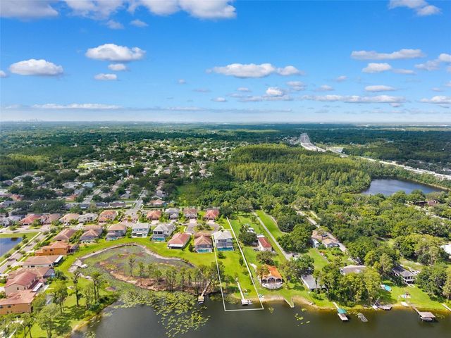 5167 LAKECASTLE DRIVE, Tampa, FL 33624