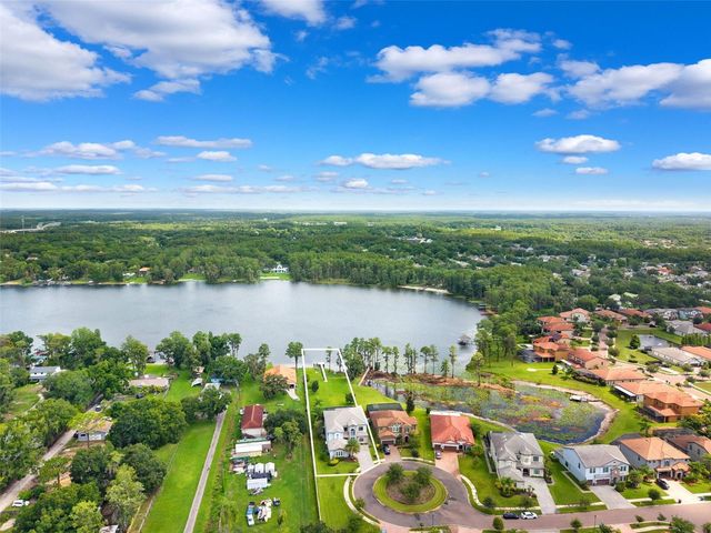 5167 LAKECASTLE DRIVE, Tampa, FL 33624