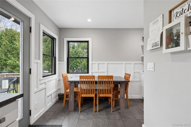 2786 Quogue Riverhead Road, East Quogue, NY 11942