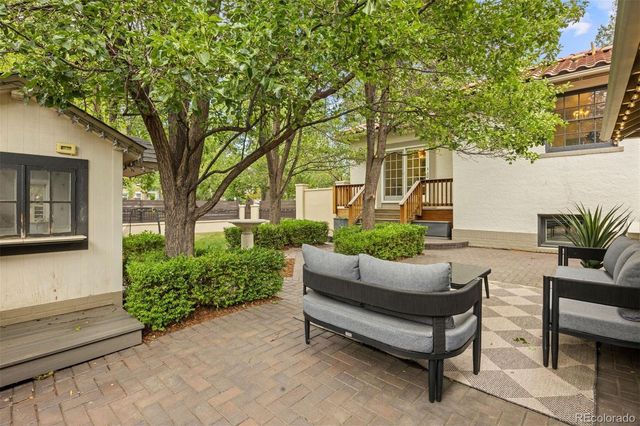 2340 E 7th Avenue Parkway, Denver, CO 80206