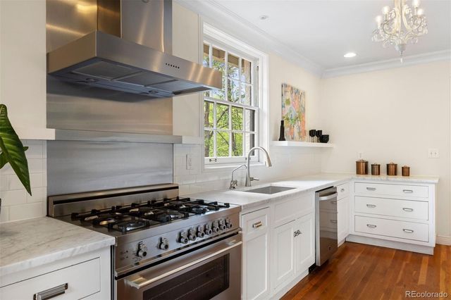 2340 E 7th Avenue Parkway, Denver, CO 80206