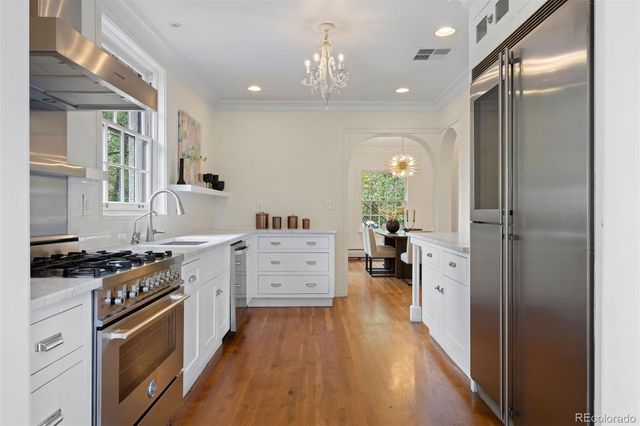 2340 E 7th Avenue Parkway, Denver, CO 80206