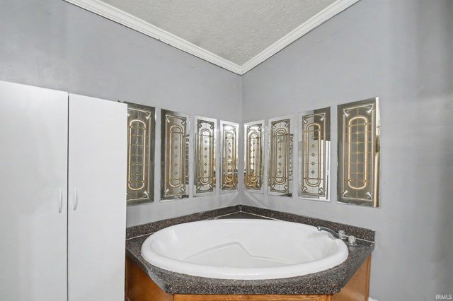3608 Naples Court, Elkhart, IN 46514