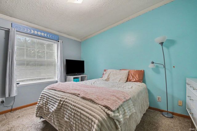 3608 Naples Court, Elkhart, IN 46514