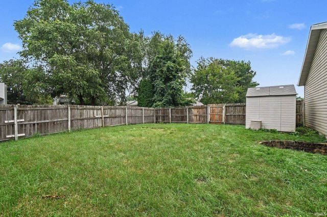 3608 Naples Court, Elkhart, IN 46514