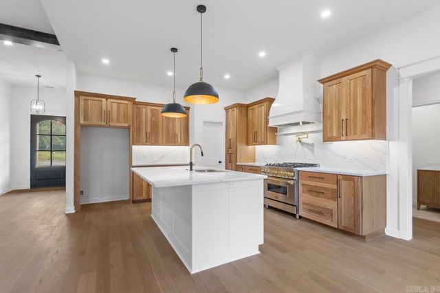 5676 Shore Drive, Hensley, AR 72065