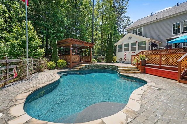 52 White Oak Trail N, Dahlonega, GA 30533