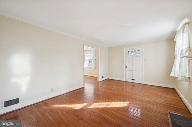 201 BARRIE RD, Narberth, PA 19072