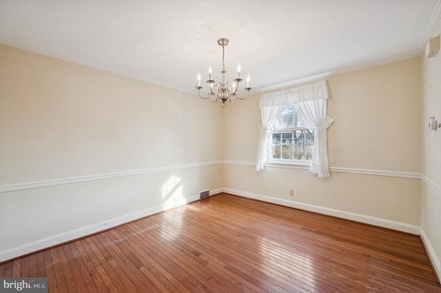 201 BARRIE RD, Narberth, PA 19072