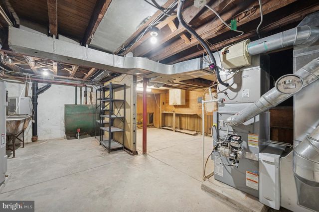 201 BARRIE RD, Narberth, PA 19072