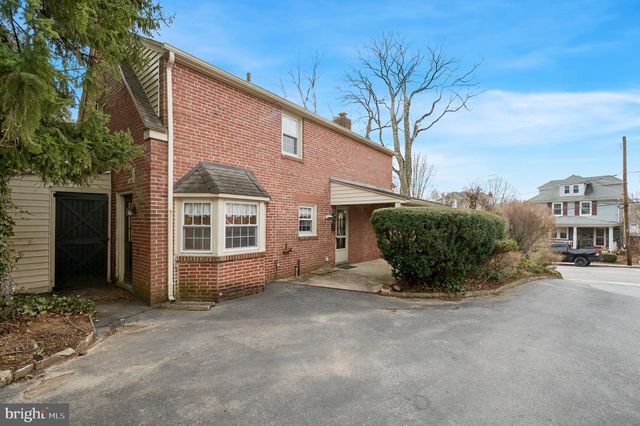 201 BARRIE RD, Narberth, PA 19072