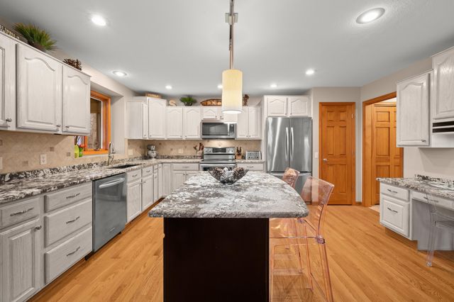 9847 Quail Run Court, Lake Charter Twp, MI 49106