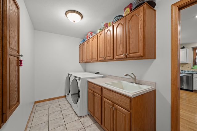 9847 Quail Run Court, Lake Charter Twp, MI 49106