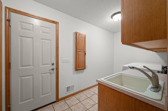 9847 Quail Run Court, Lake Charter Twp, MI 49106